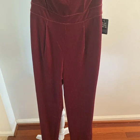 Express size zero strapless velvet jumpsuit NWT - Picture 3 of 9